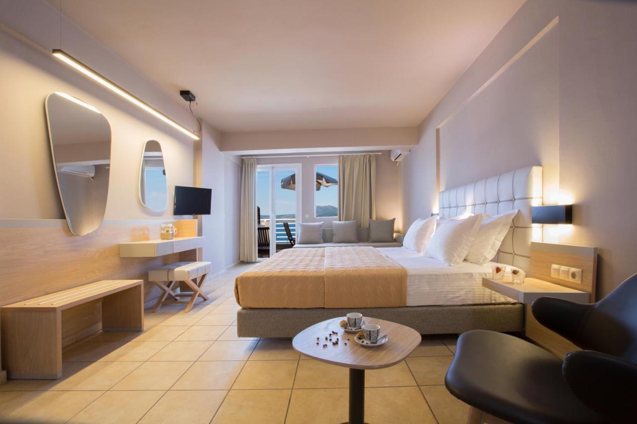 Adriatica Hotel Nikiana Eksteriør billede