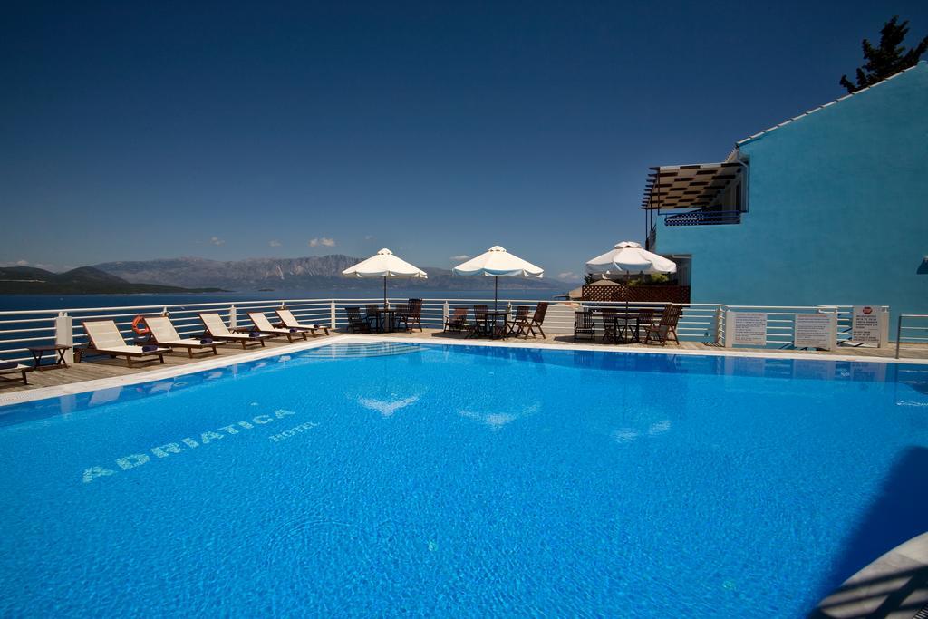 Adriatica Hotel Nikiana Eksteriør billede