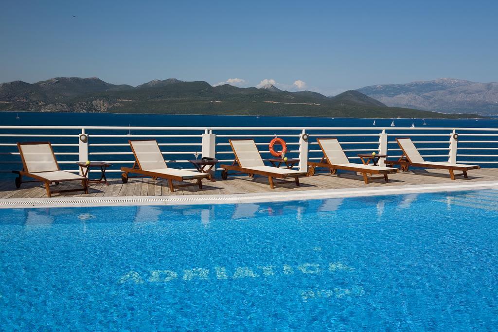 Adriatica Hotel Nikiana Eksteriør billede