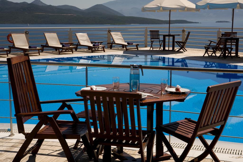 Adriatica Hotel Nikiana Eksteriør billede