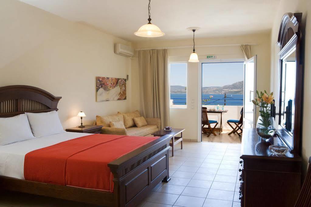 Adriatica Hotel Nikiana Eksteriør billede