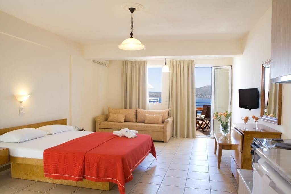 Adriatica Hotel Nikiana Eksteriør billede