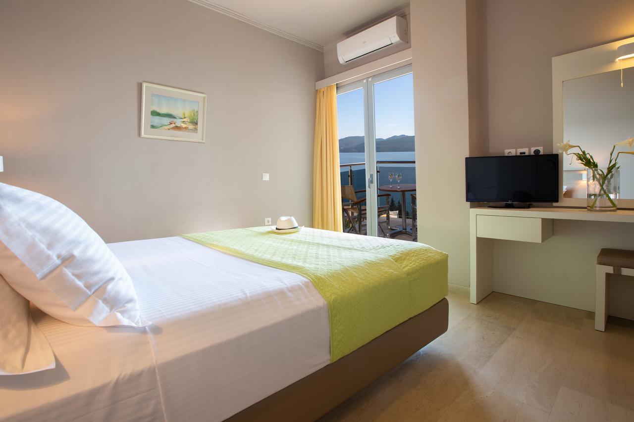 Adriatica Hotel Nikiana Eksteriør billede